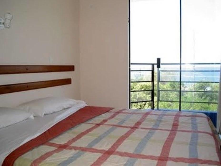 Pousada Porto Do Arvoredo ฟลอเรียนอโปลิส ภายนอก รูปภาพ